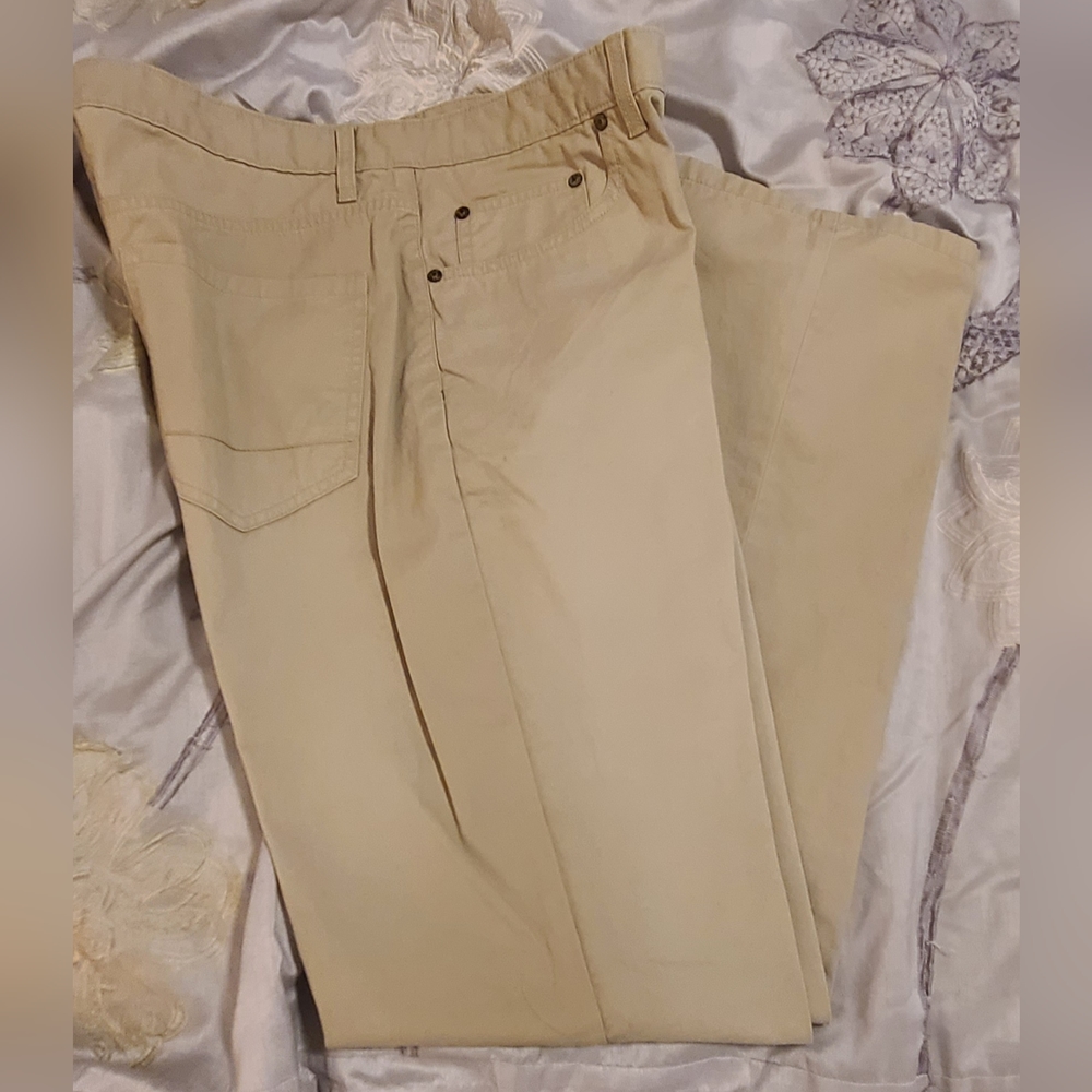 Khaki pants